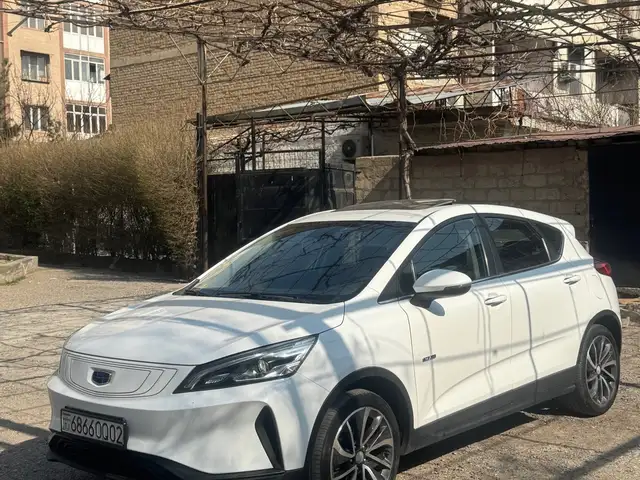 Geely Emgrand 2019