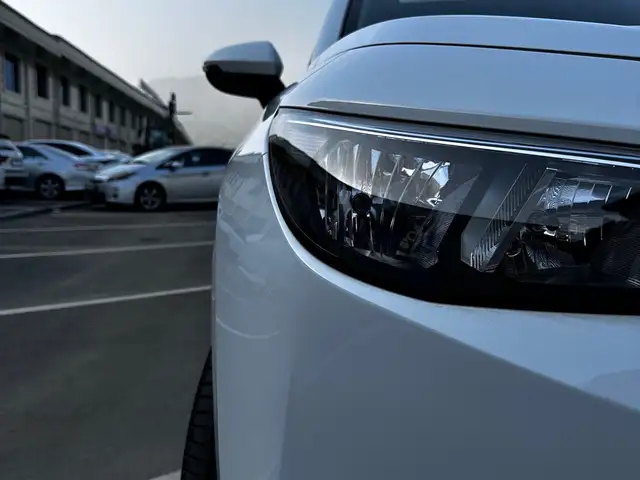 Geely Galaxy L7 2024