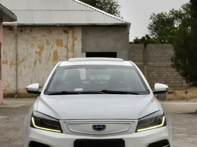 Geely Emgrand 2020