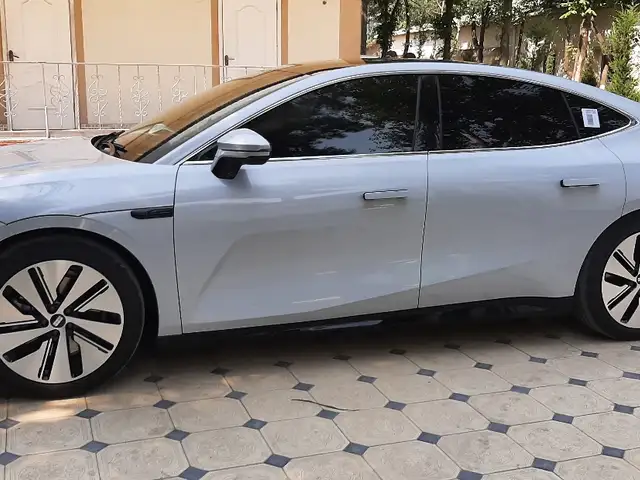 Geely Galaxy E8 2024