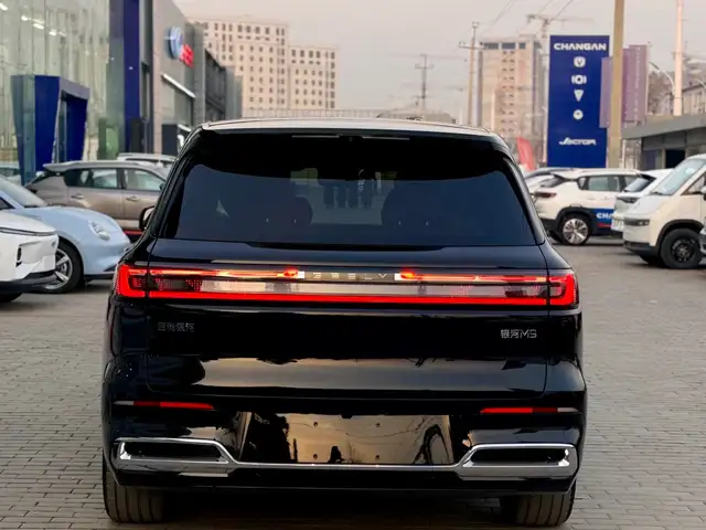 Geely Galaxy М9 2025
