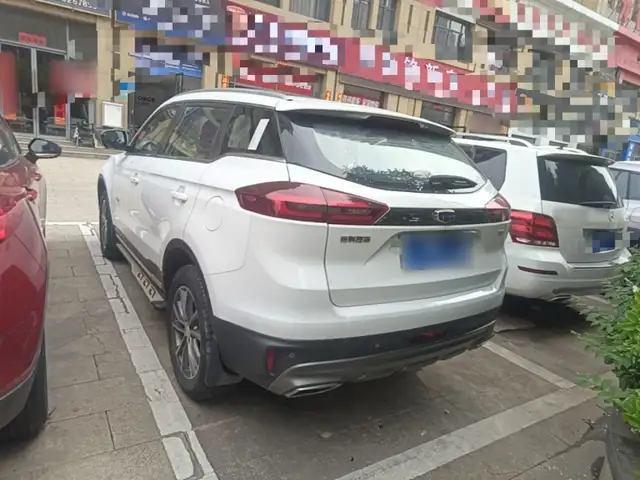 Geely Atlas 2018