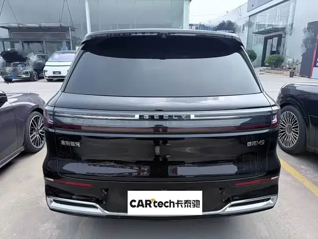 Geely Galaxy М9 2025
