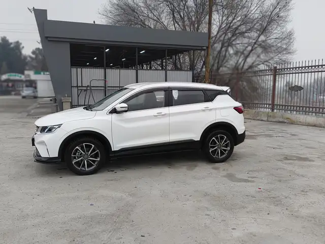 Geely Coolray 2025