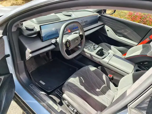Geely Galaxy E8 2025