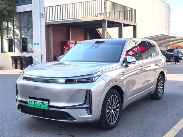 Geely Galaxy М9 2025