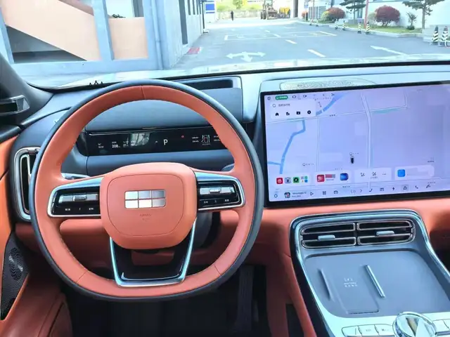 Geely Galaxy М9 2025