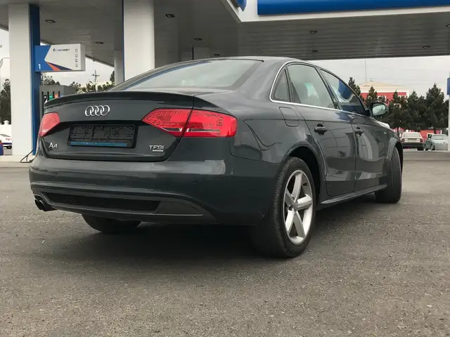 Audi A4 2011