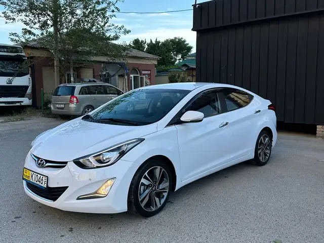Hyundai Avante 2014