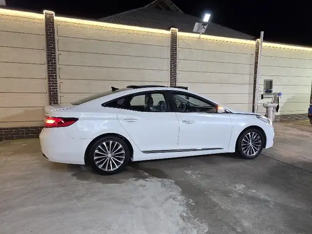 Hyundai Grandeur 2014