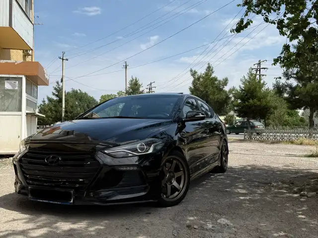 Hyundai Avante 2016