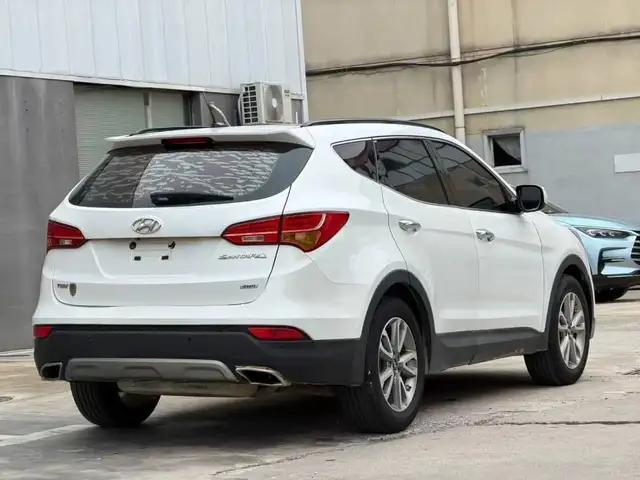 Hyundai Santa Fe 2014