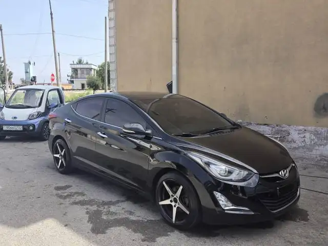 Hyundai Avante 2014