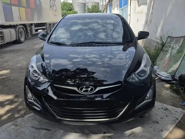 Hyundai Avante 2014