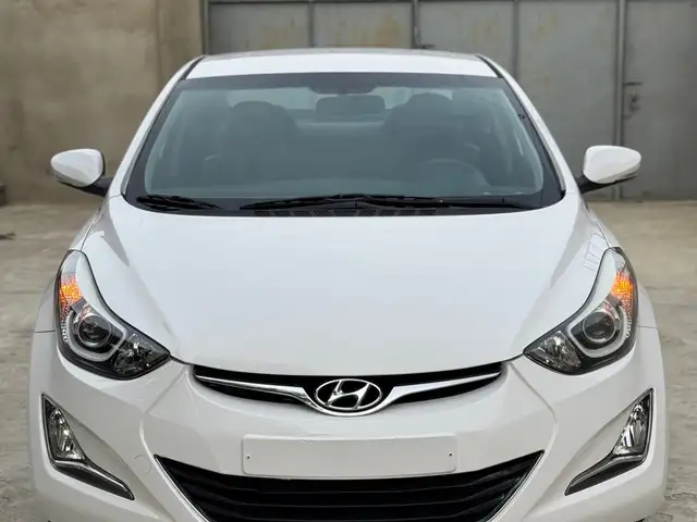Hyundai Avante 2015