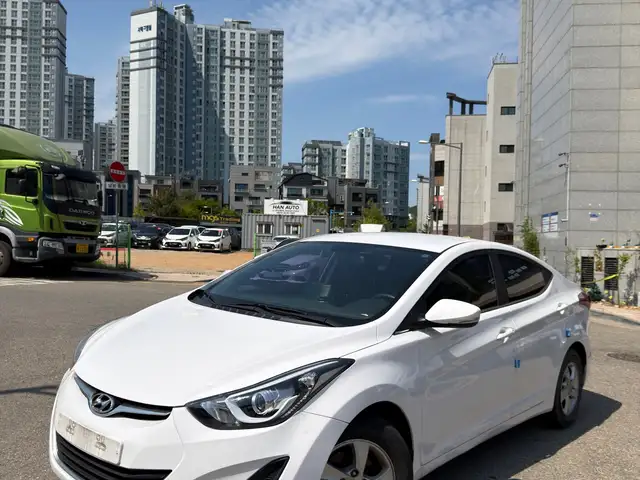 Hyundai Avante 2014