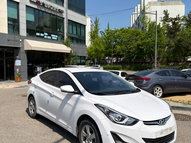 Hyundai Avante 2014