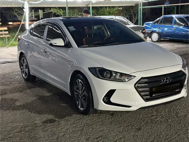 Hyundai Avante 2016