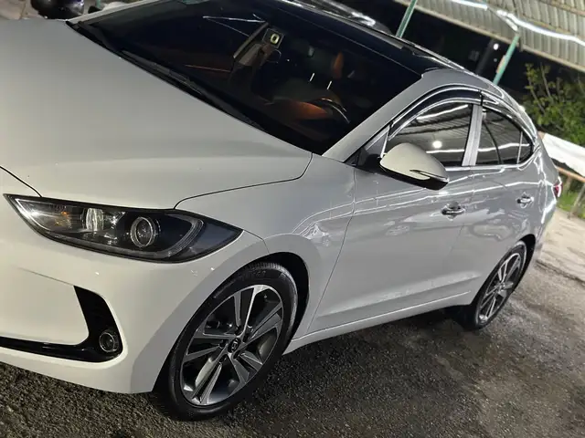 Hyundai Avante 2016