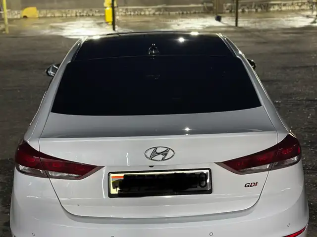 Hyundai Avante 2016