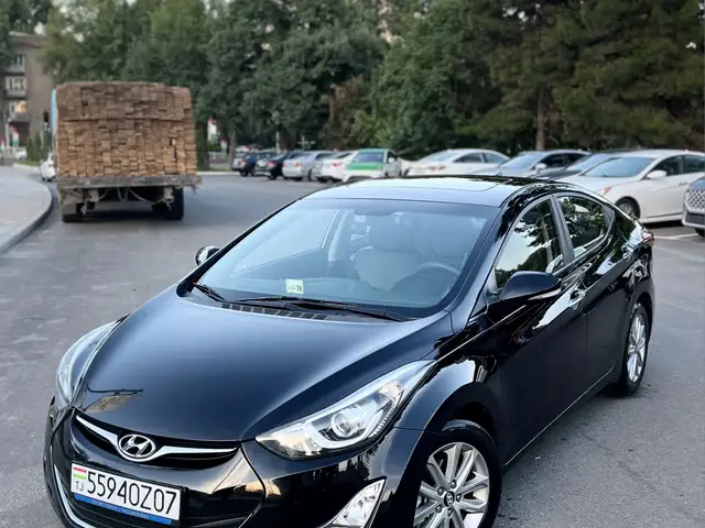Hyundai Avante 2015