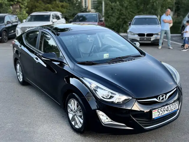 Hyundai Avante 2015