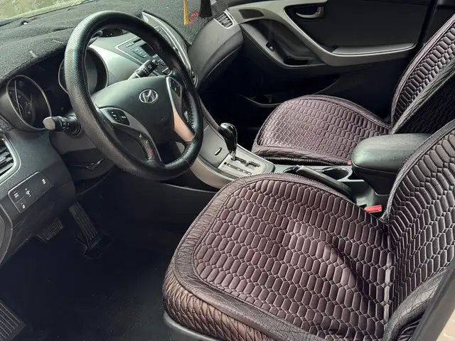 Hyundai Avante 2013