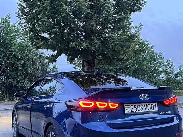 Hyundai Elantra 2017