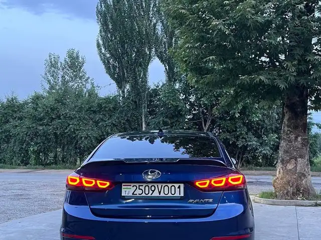 Hyundai Elantra 2017