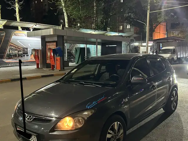 Hyundai i30 2010