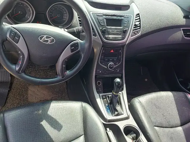 Hyundai Avante 2015