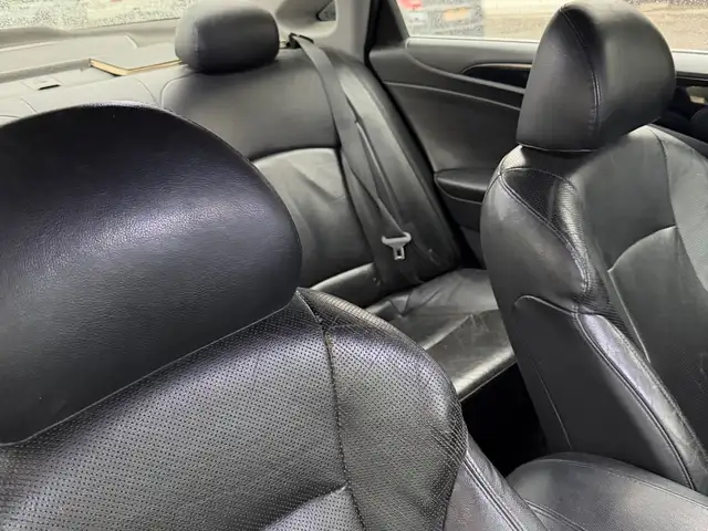 Hyundai Sonata 2010
