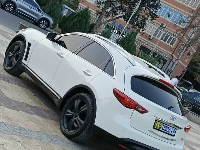 Infiniti FX 2009