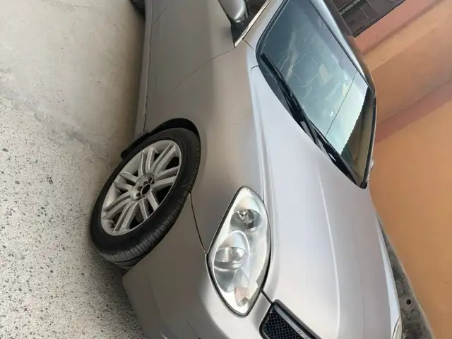Infiniti G 2003