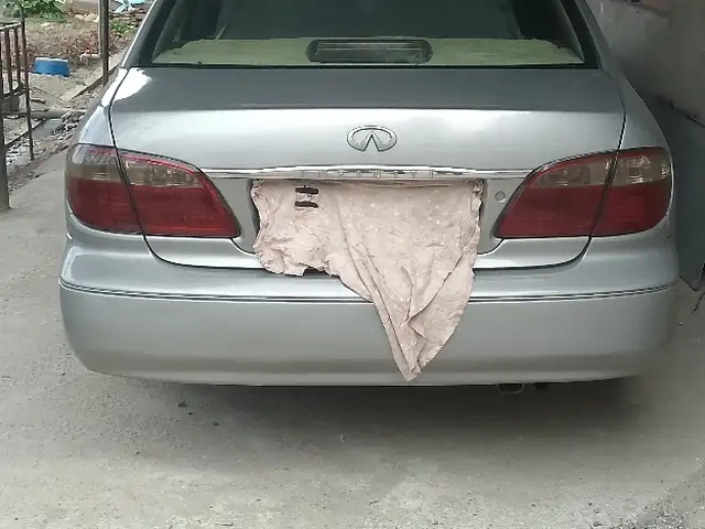 Infiniti I 2005