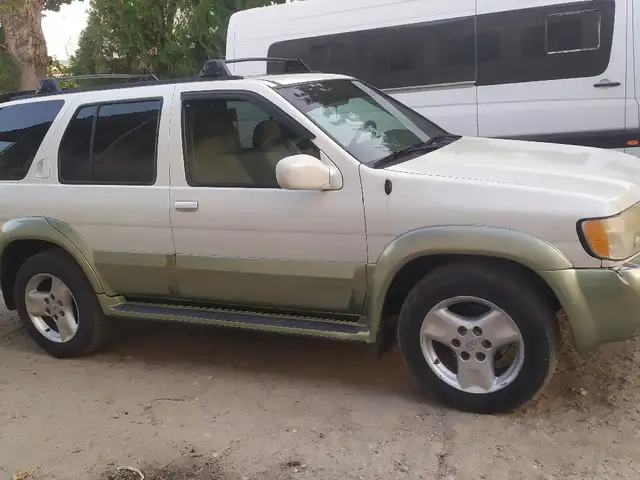 Infiniti QX 2004