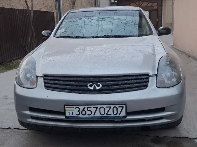 Infiniti G 2004