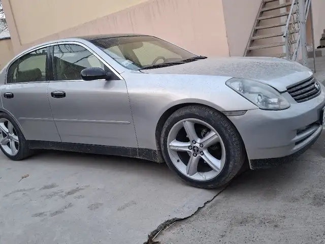 Infiniti G 2004