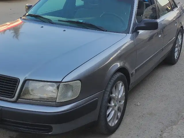 Audi 100 1992