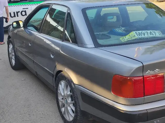 Audi 100 1992