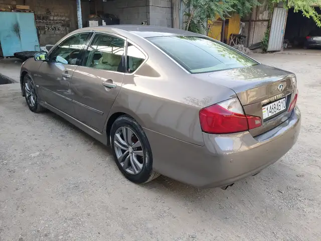 Infiniti M 2008