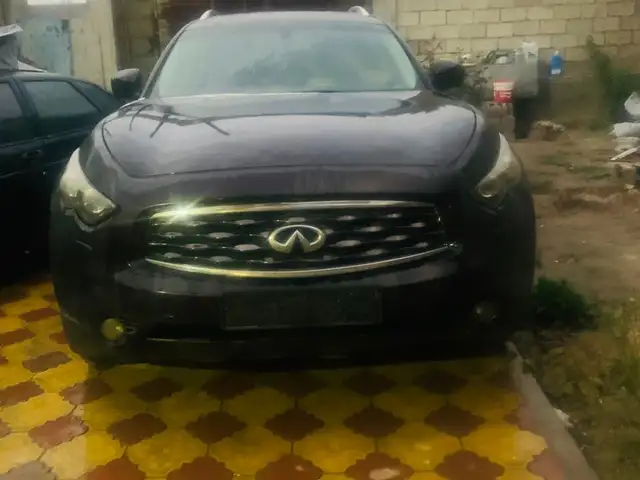 Infiniti FX 2012