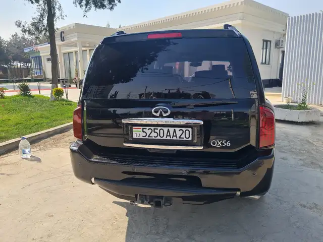 Infiniti QX 2005