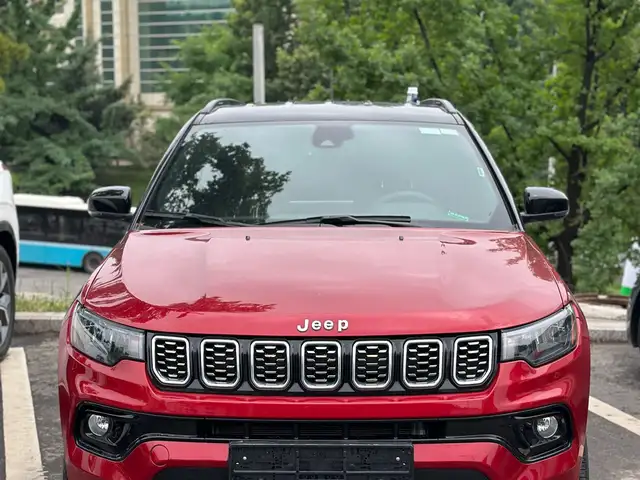 Jeep Compass 2025