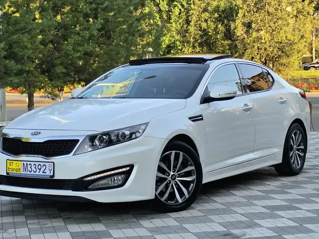 Kia K5 2011