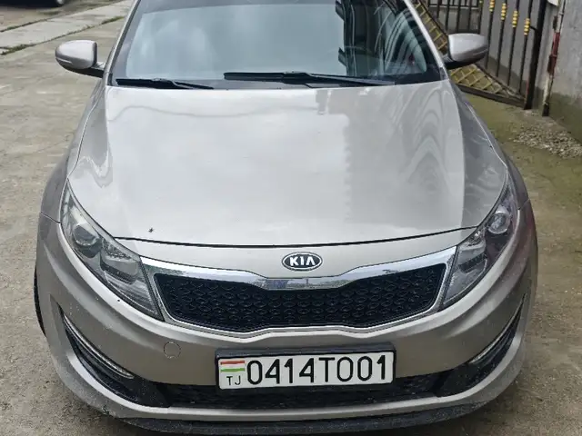 Kia K5 2011