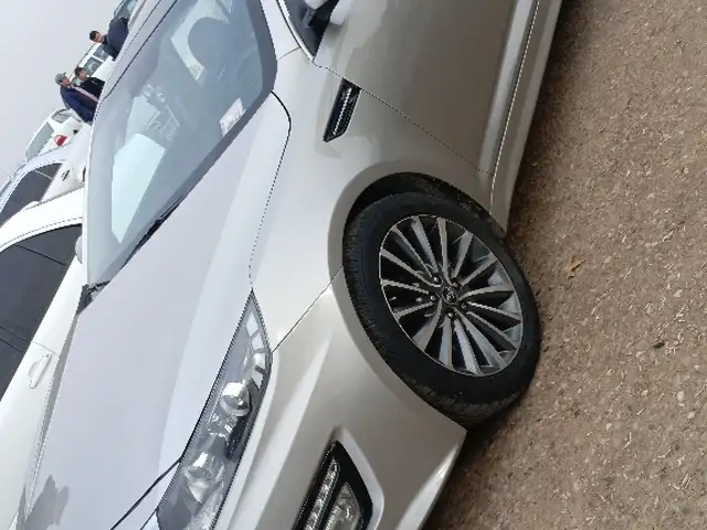 Kia K5 2011