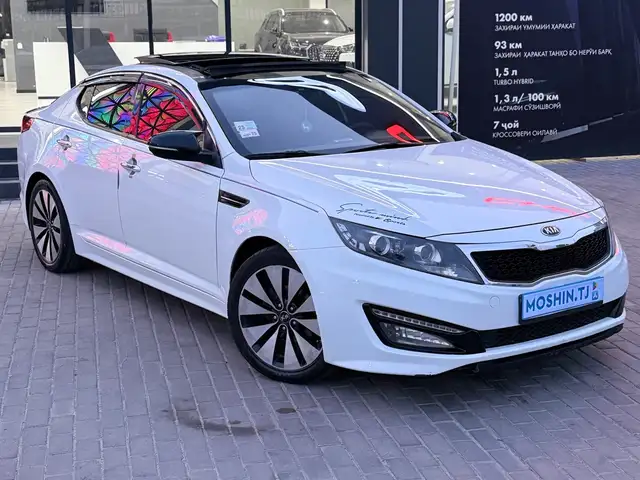 Kia K5 2011