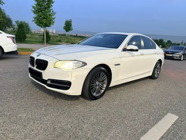 BMW 5 2015