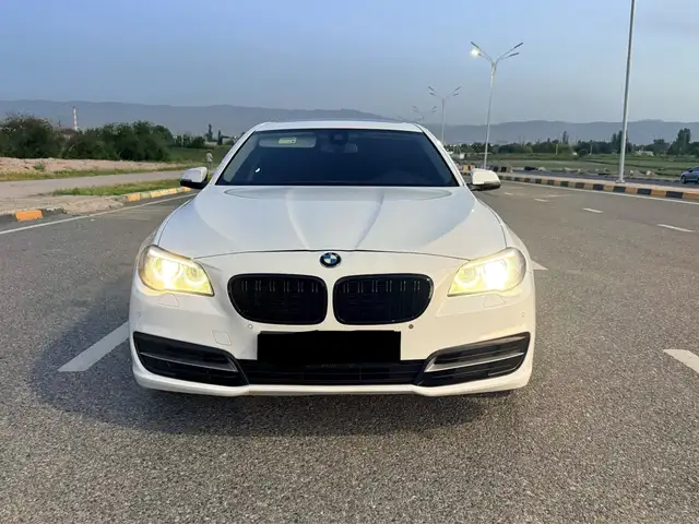 BMW 5 2015